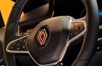 highlighted model slider images